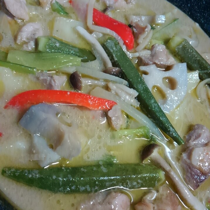 具材を足して食べごたえアップ グリーンカレー◎
